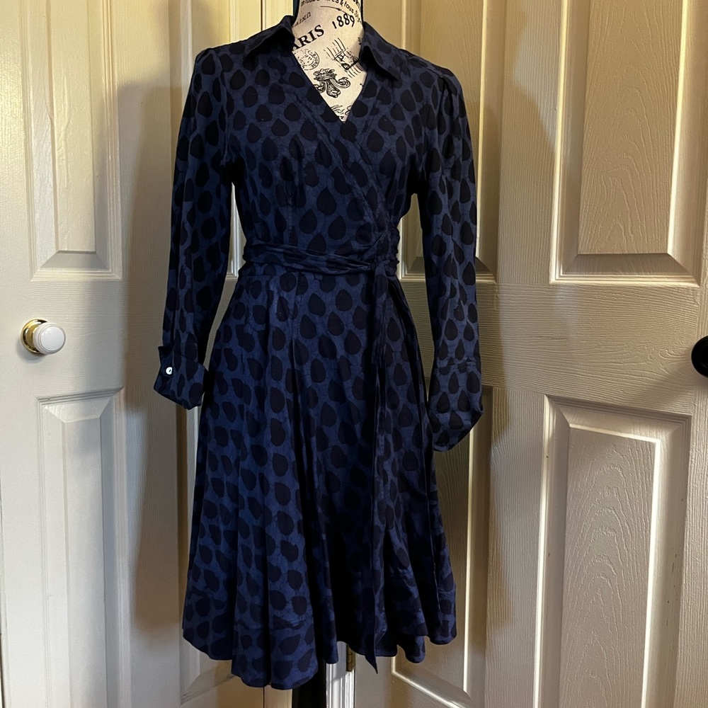 Diane Von Furstenberg wrap flare cotton dress.